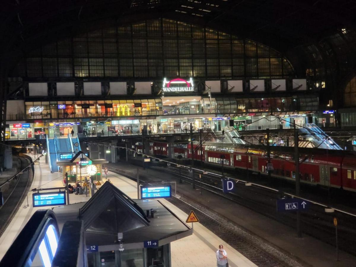 Hotel City Meetpoint ฮัมบูร์ก ภายนอก รูปภาพ